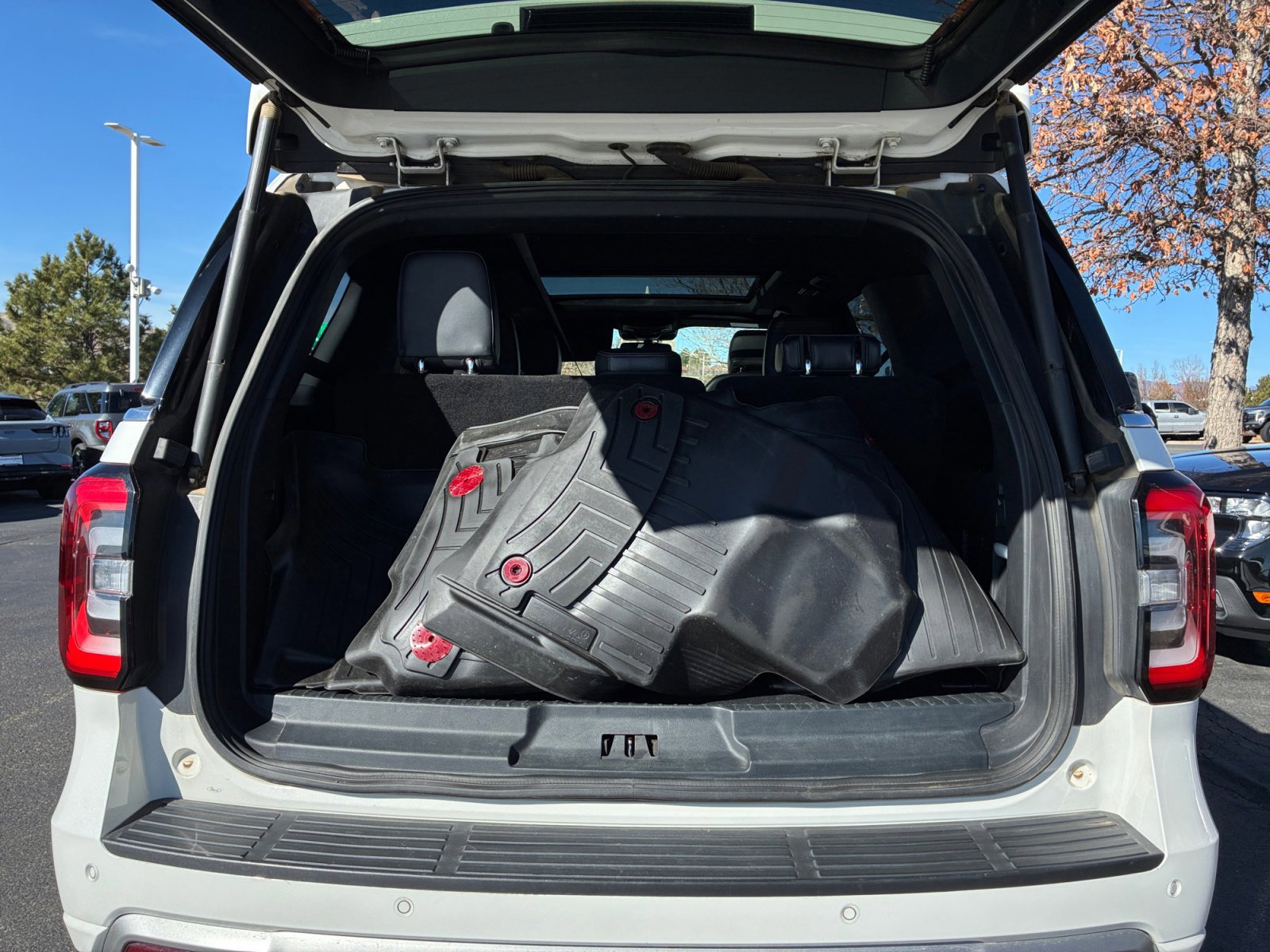 Certified 2023 Ford Expedition Platinum image 34