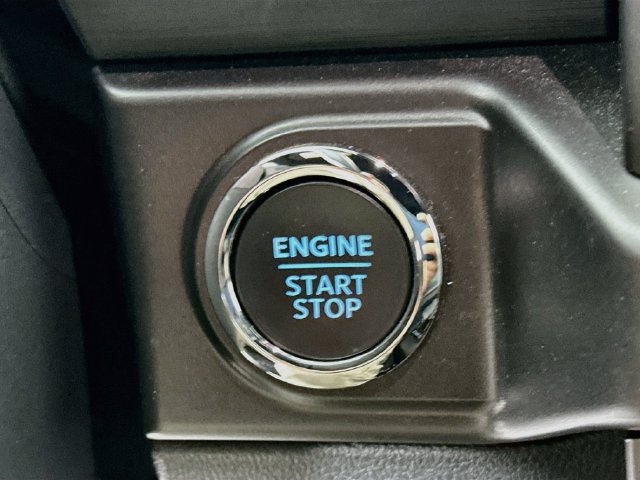 Certified 2024 Ford F150 XLT w/ Equipment Group 302A MID AWD/4WD image 21