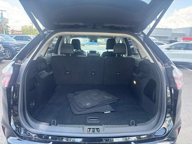 Certified 2022 Ford Edge SEL w/ Convenience Package AWD/4WD image 16