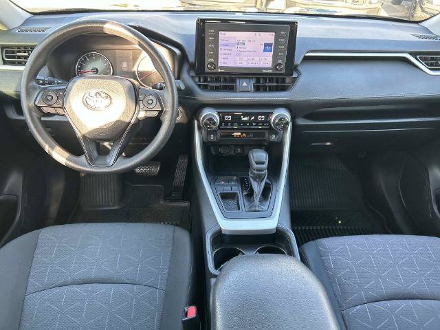 Used 2020 Toyota RAV4 XLE FWD image 13