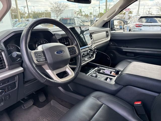 Certified 2022 Ford Expedition XLT image 6