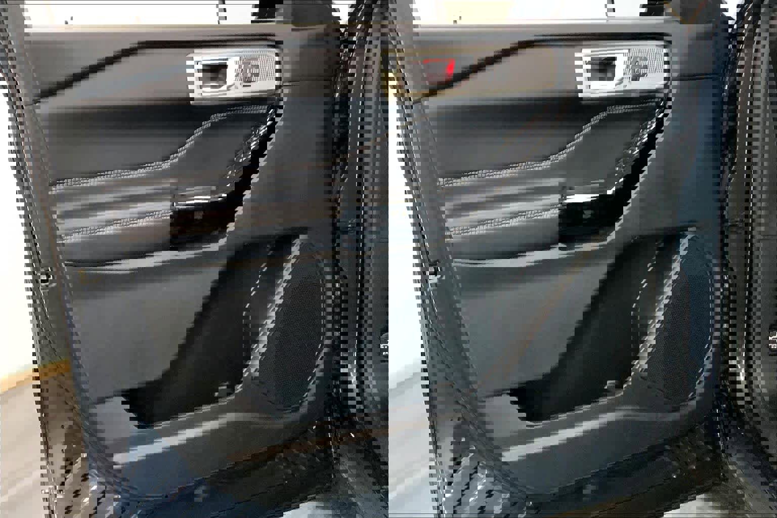 Certified 2022 Ford Explorer ST w/ Equipment Group 401A image 19