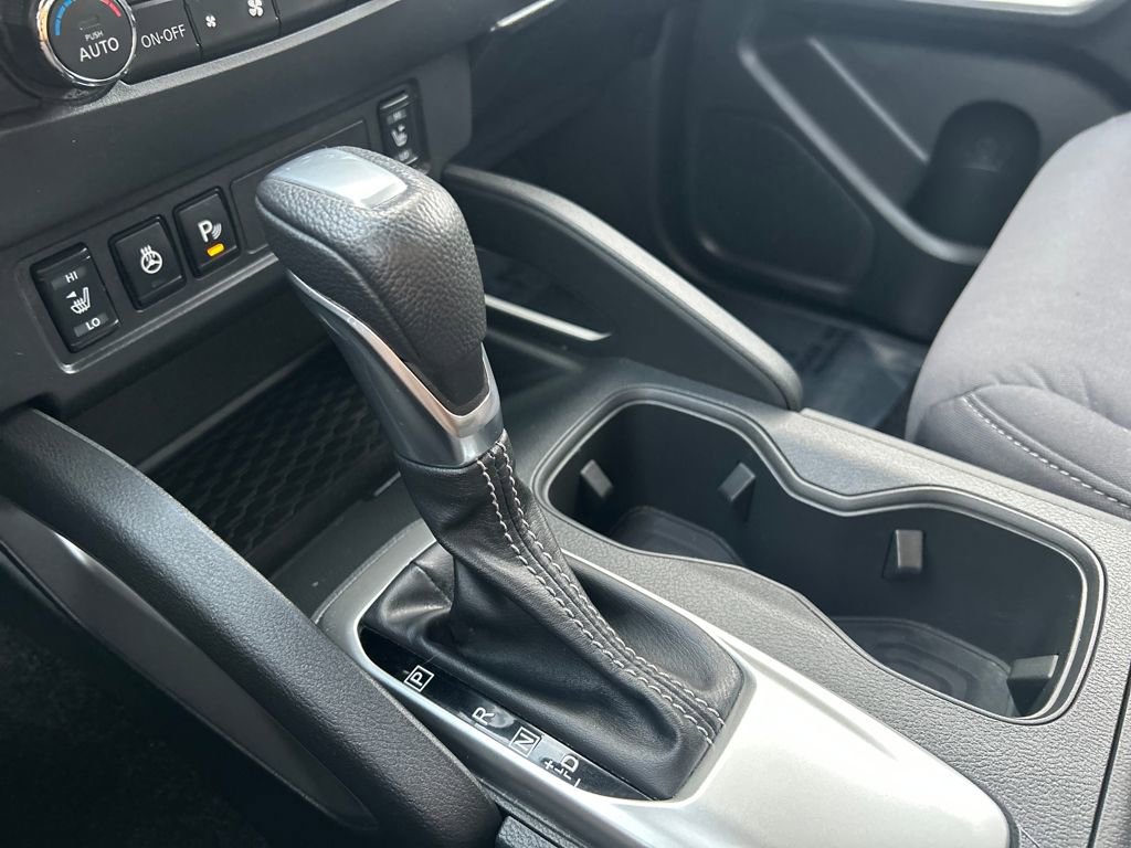 Used 2023 Nissan Frontier SV w/ Technology Package image 30