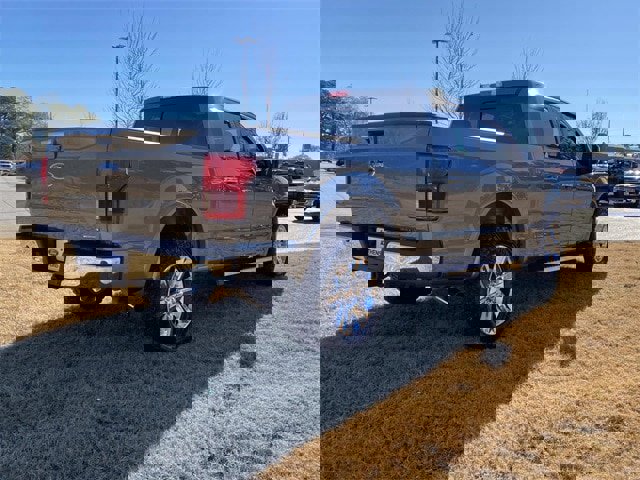 Certified 2020 Ford F150 Lariat w/ Equipment Group 502A Luxury image 38