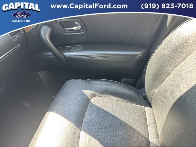 Used 2022 Nissan Armada SL w/ Captain's Chairs Package AWD/4WD image 29
