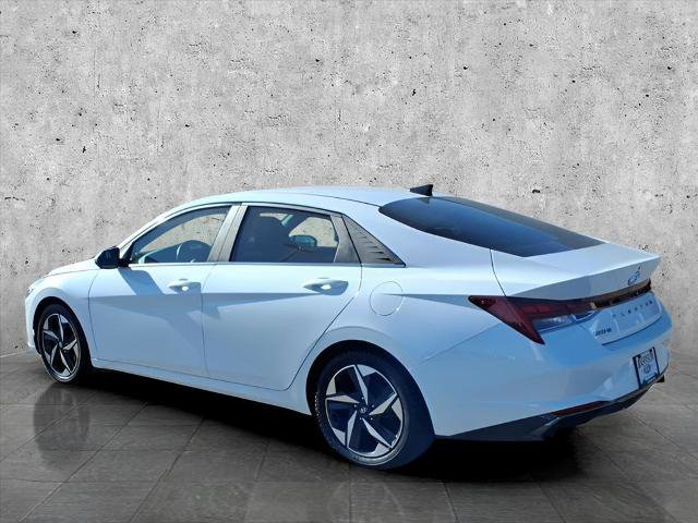 Used 2021 Hyundai Elantra SEL w/ Convenience + Premium Package image 5