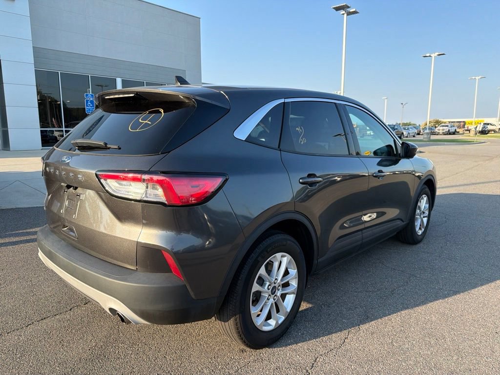 Certified 2020 Ford Escape SE FWD image 9
