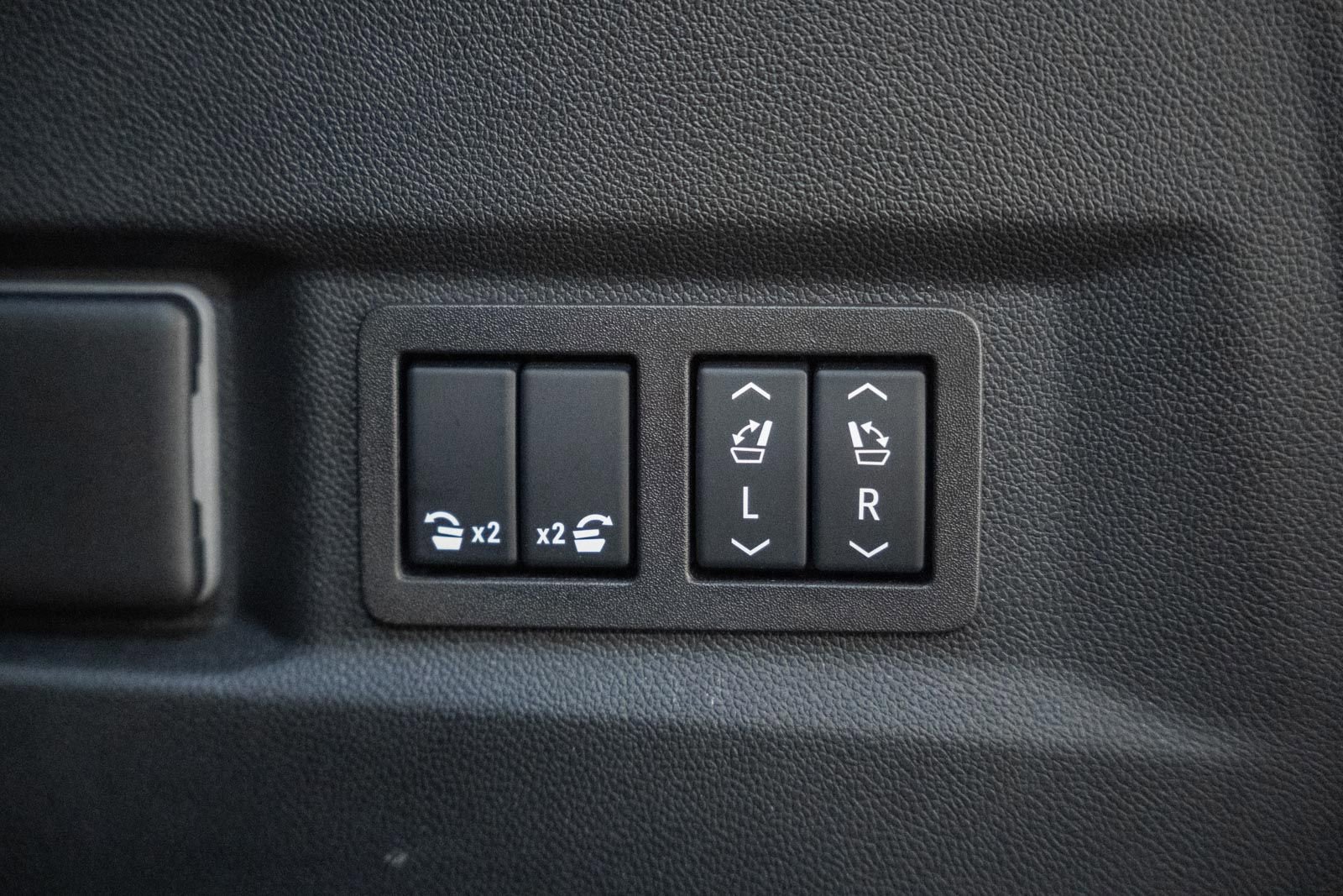 Used 2025 Chevrolet Tahoe Premier w/ Sun And Tow Package image 25