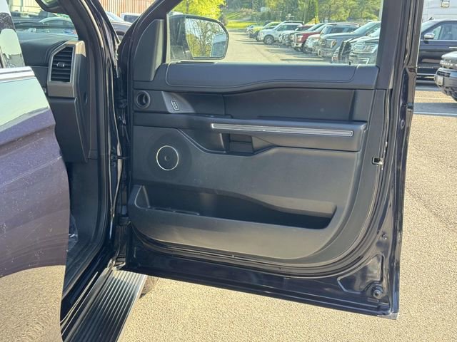 Certified 2021 Ford Expedition XLT image 10