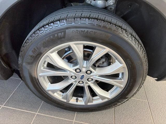 Certified 2024 Ford Explorer Limited w/ Limited Technology Package AWD/4WD image 7