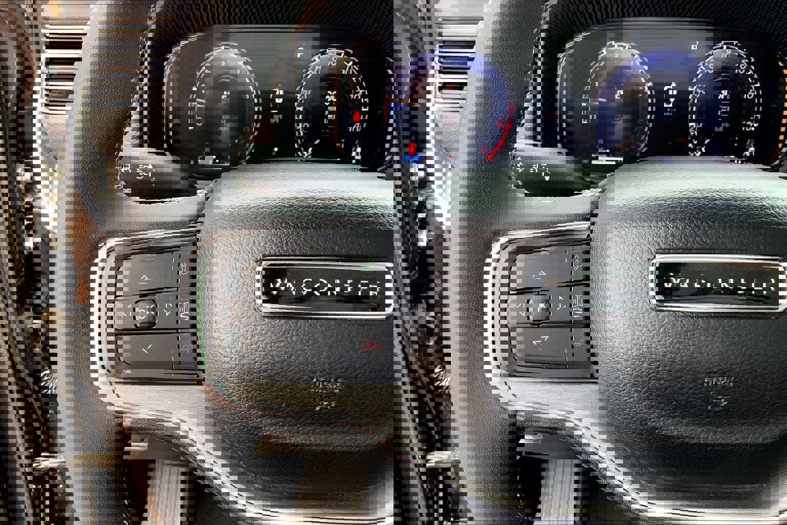 Used 2024 Jeep Wagoneer L Series II w/ Convenience Group I image 24