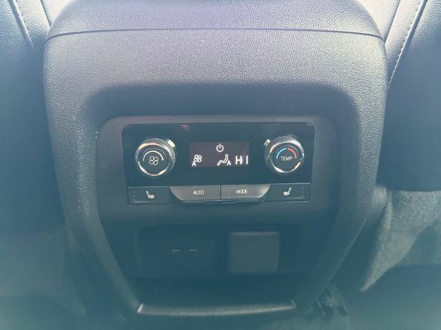 Used 2024 Chevrolet Traverse RS AWD/4WD image 24