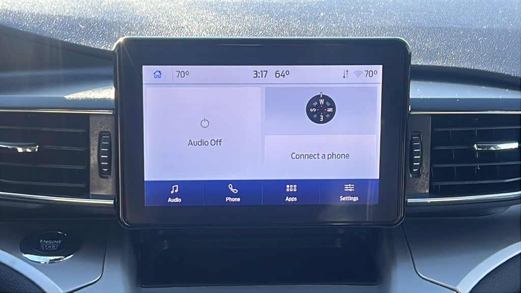Certified 2022 Ford Explorer XLT w/ Equipment Group 202A AWD/4WD image 21