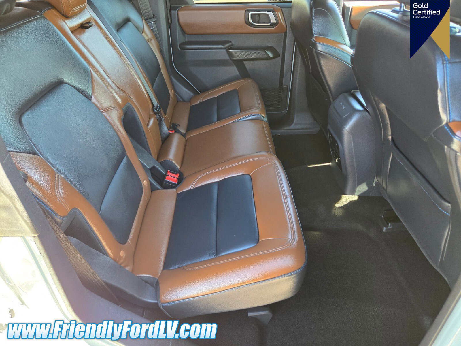 Certified 2024 Ford Bronco Outer Banks AWD/4WD image 13