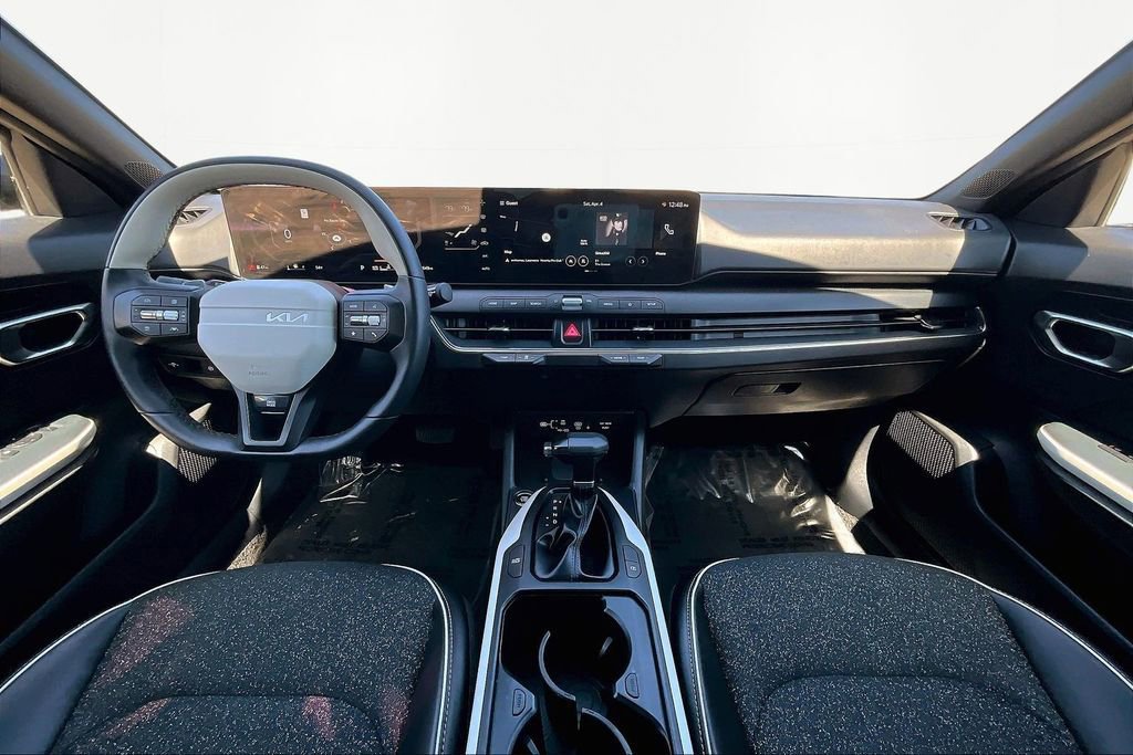 Used 2025 Kia K4 GT-Line w/ GT-Line Sunroof Package image 16