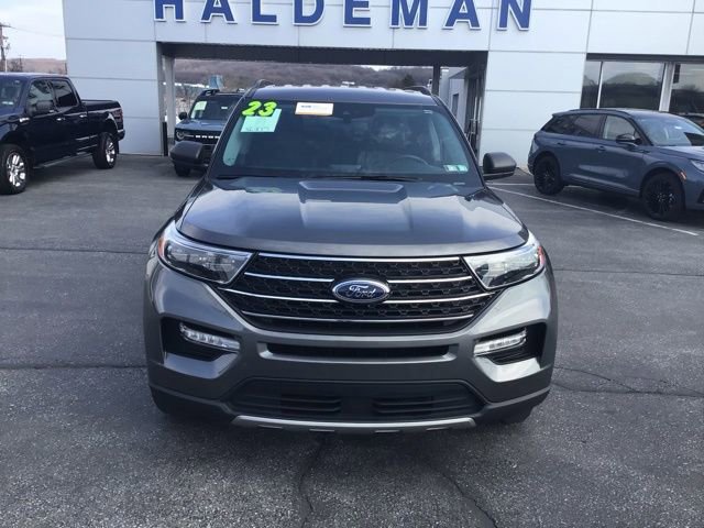 Certified 2023 Ford Explorer XLT w/ Equipment Group 202A image 7