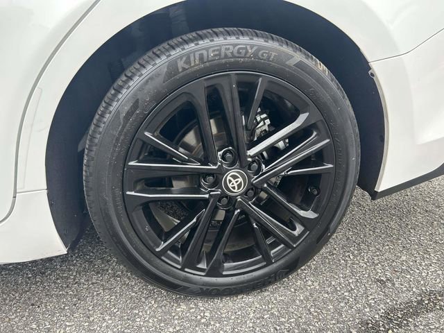 Used 2025 Toyota Camry SE w/ Convenience Package image 10