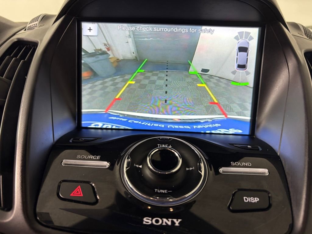 Certified 2017 Ford Escape Titanium w/ Equipment Group 301A image 18