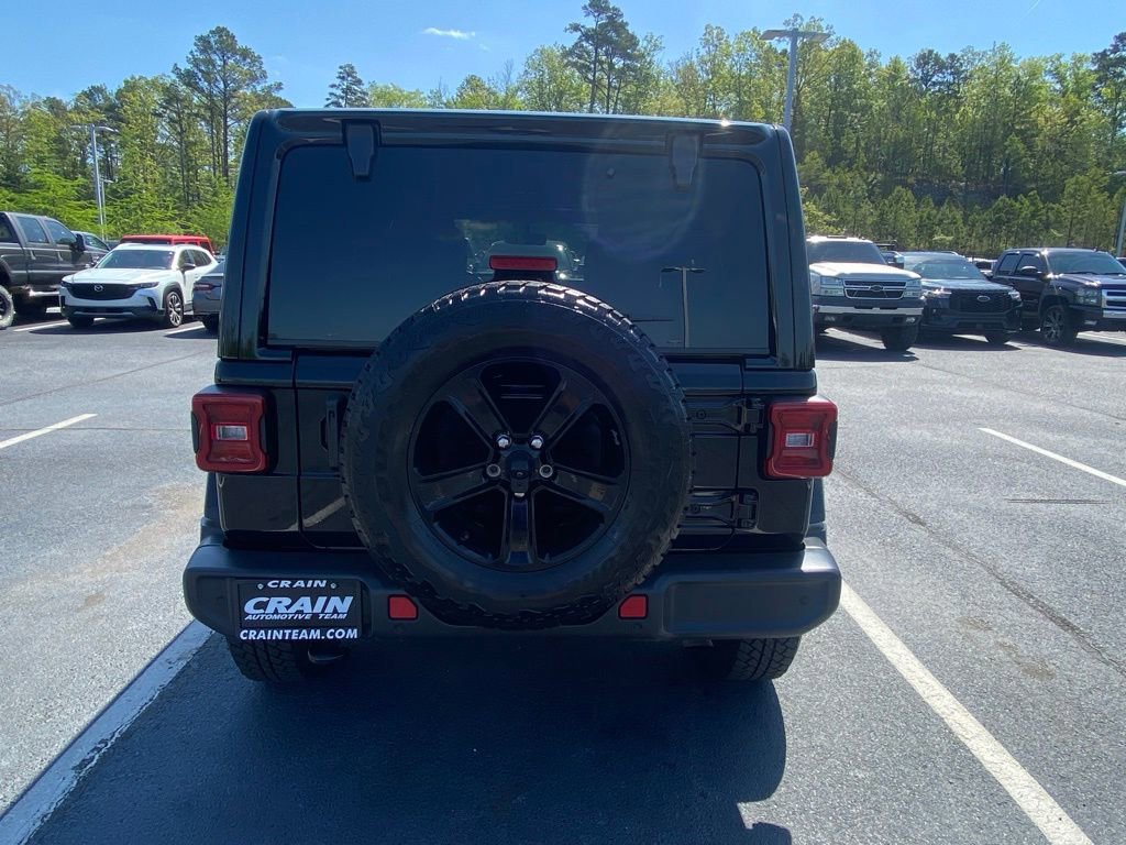 Used 2023 Jeep Wrangler Sahara AWD/4WD image 4