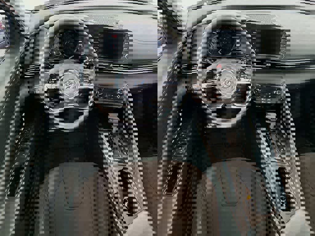 Used 2023 Hyundai Elantra SEL w/ Preferred Accessory Package image 12