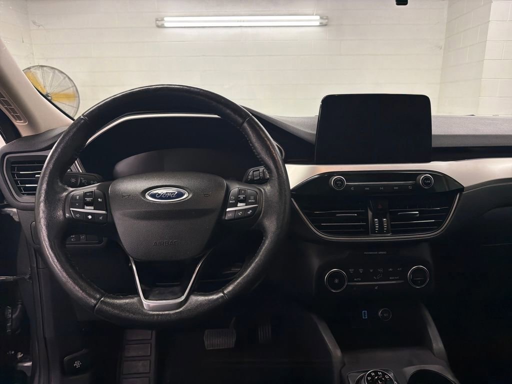 Certified 2020 Ford Escape SEL image 13