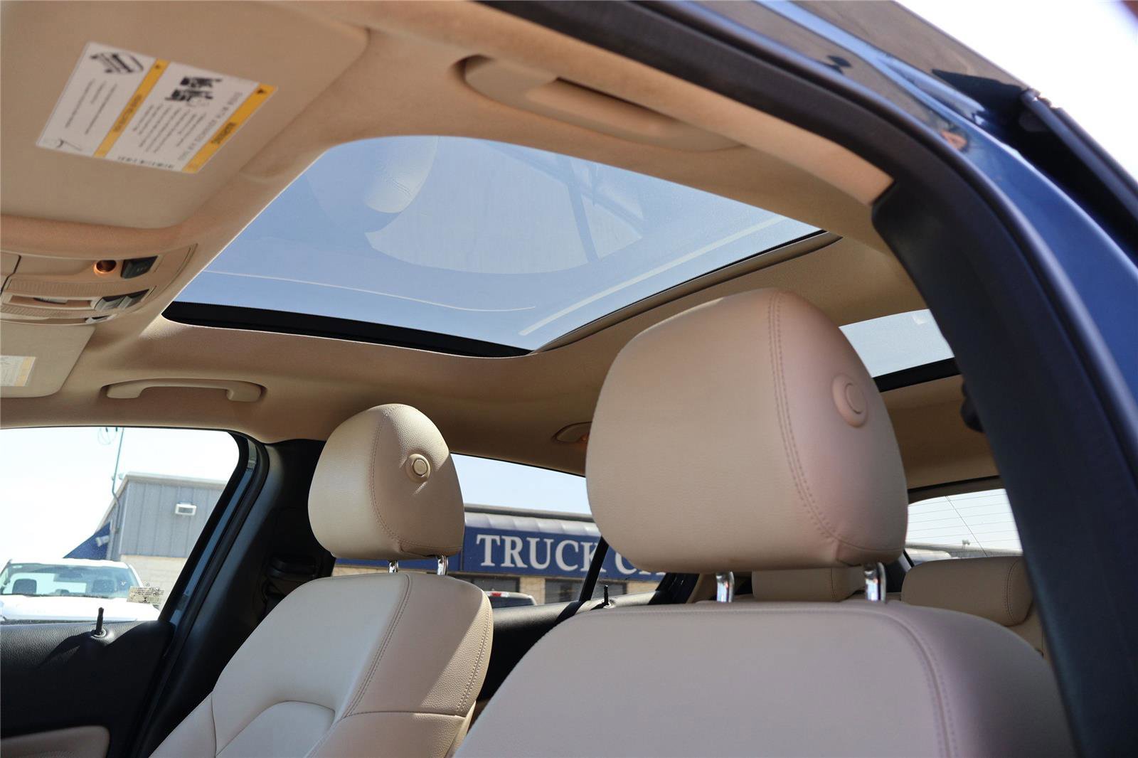 Used 2020 Mercedes-Benz GLA 250 4MATIC image 17