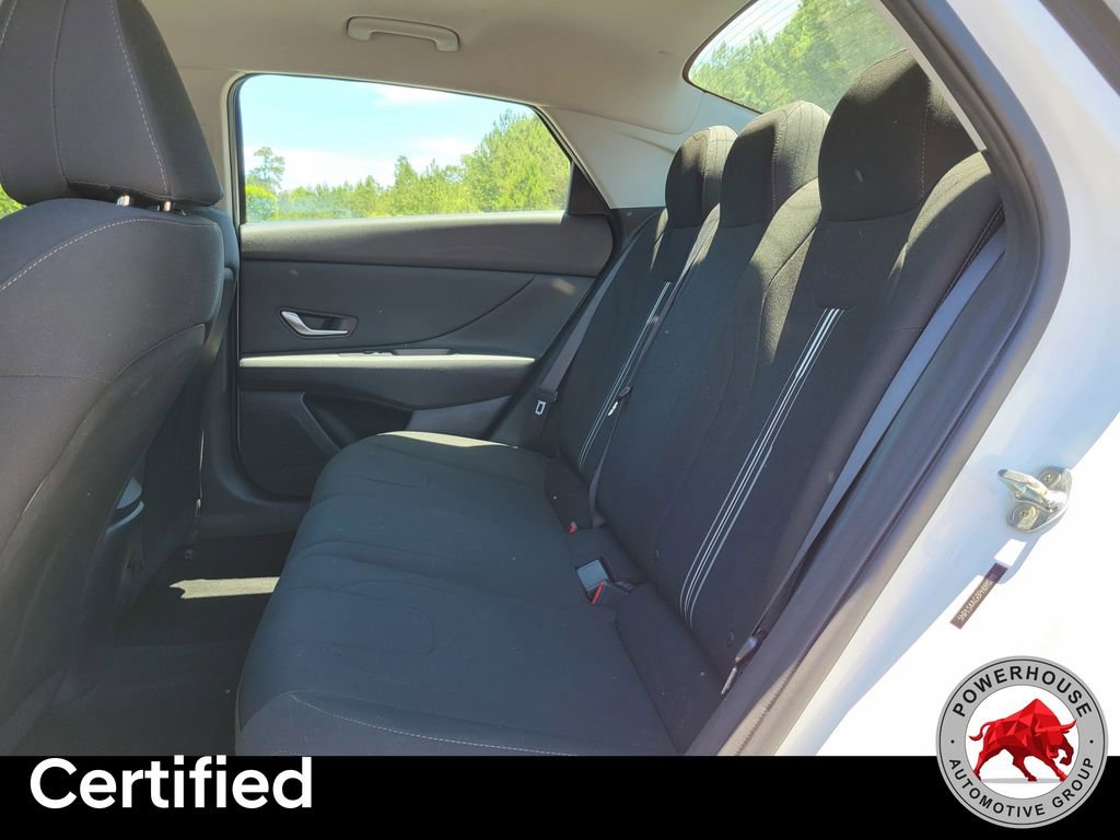 Used 2023 Hyundai Elantra SEL w/ Convenience Package FWD image 15