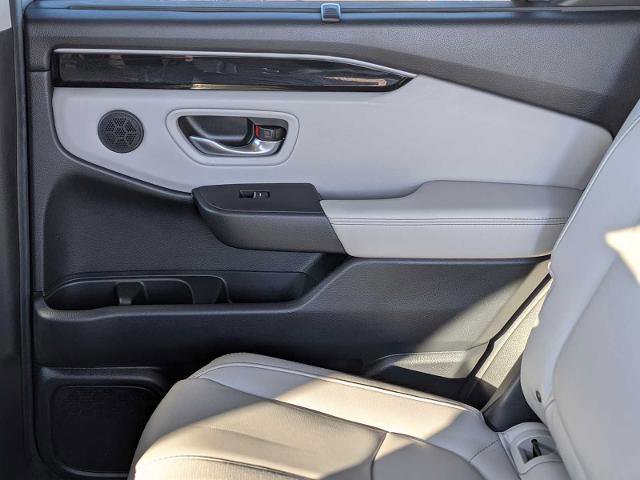 Used 2025 Honda Pilot EX-L image 19