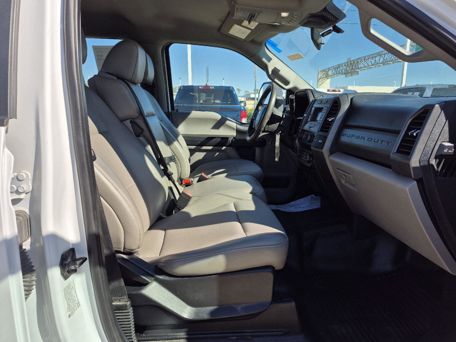 Certified 2020 Ford F350 XL w/ Power Equipment Group image 23