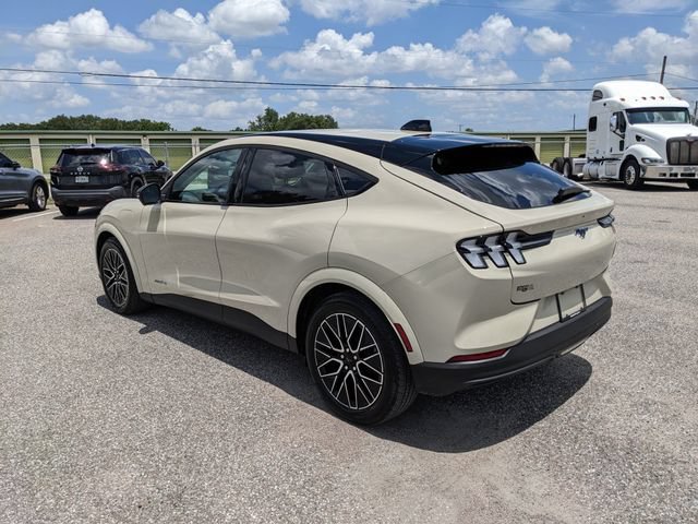 Certified 2025 Ford Mustang Mach-E Premium AWD/4WD image 6