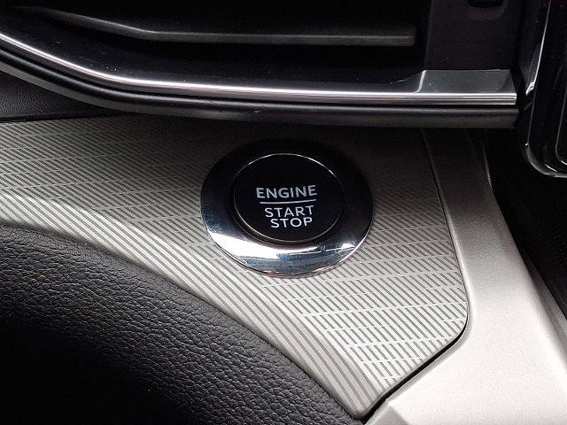 Certified 2022 Ford Explorer XLT w/ Equipment Group 202A image 25