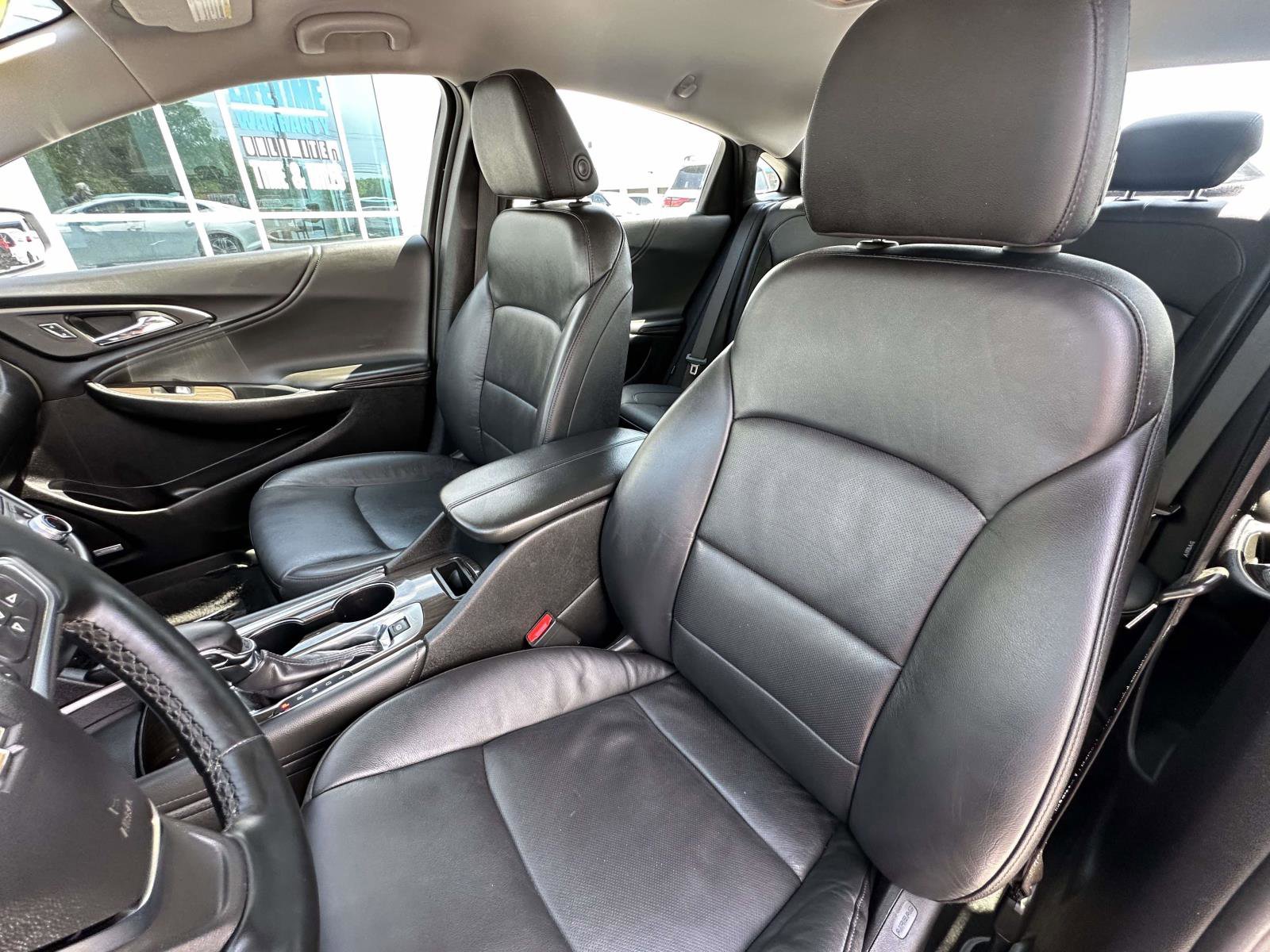 Used 2024 Chevrolet Malibu LT FWD image 18