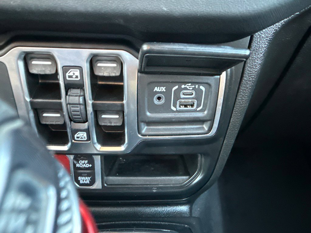 Used 2024 Jeep Wrangler Unlimited Rubicon AWD/4WD image 28