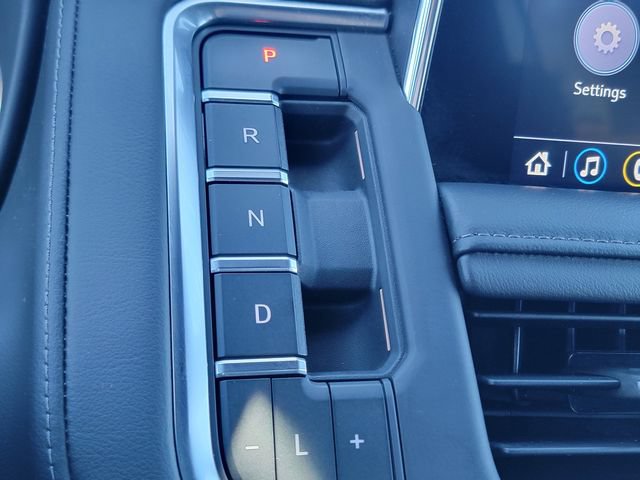 Used 2021 Chevrolet Suburban Z71 AWD/4WD image 30