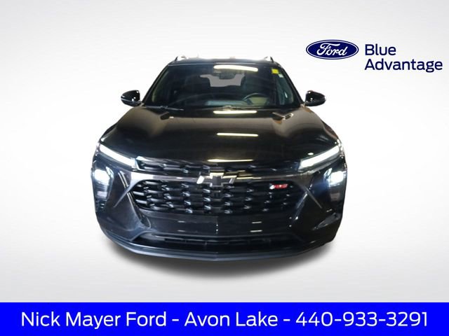 Used 2025 Chevrolet Trax RS w/ Sunroof Package FWD image 1