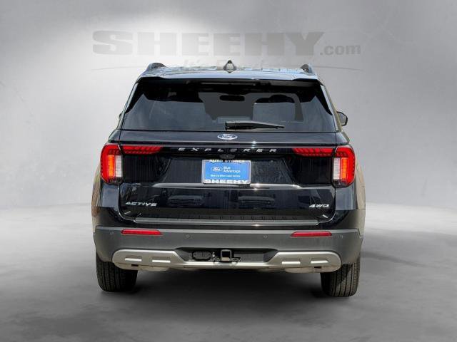 Certified 2025 Ford Explorer Active w/ Active Comfort Package image 4