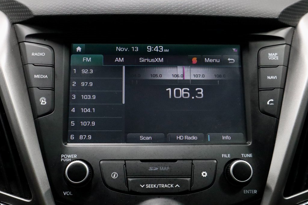 Used 2017 Hyundai Veloster Value Edition image 10