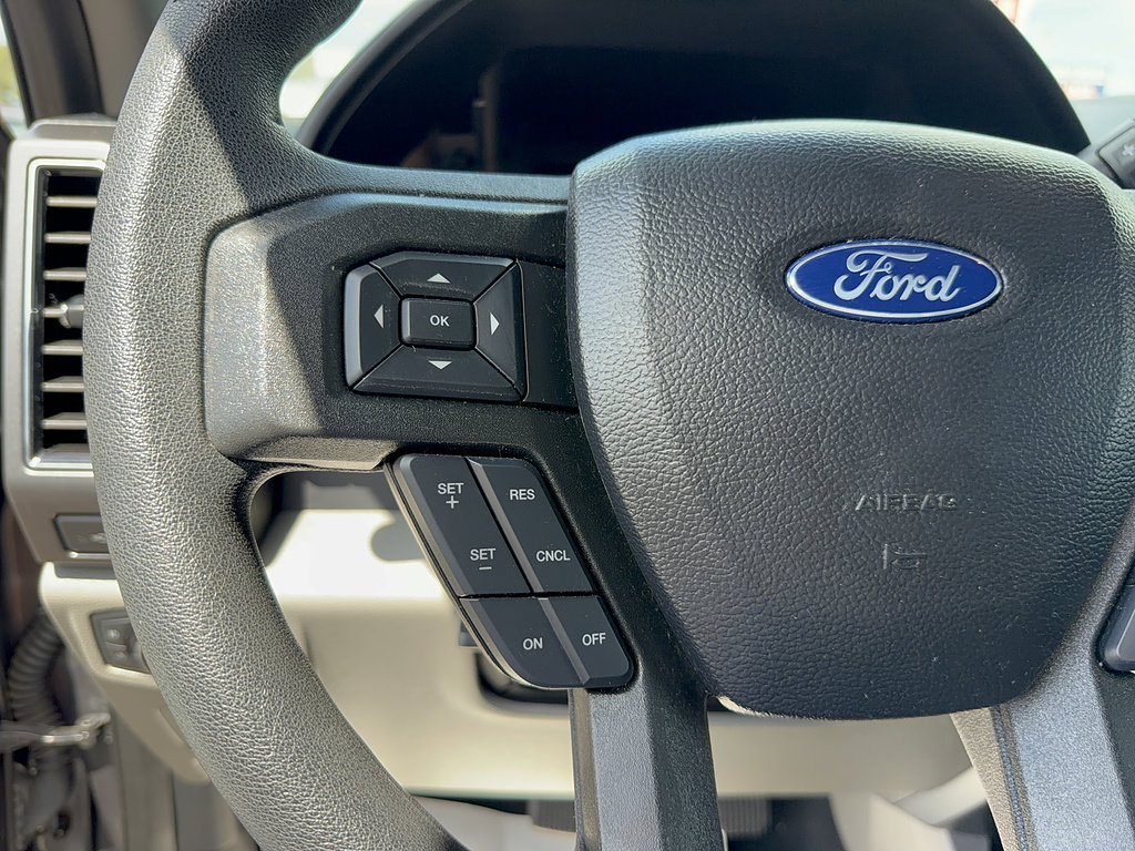 Certified 2021 Ford F250 XLT w/ XLT Premium Package AWD/4WD image 29