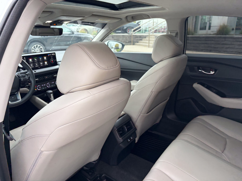 Used 2025 Honda Accord Touring image 13
