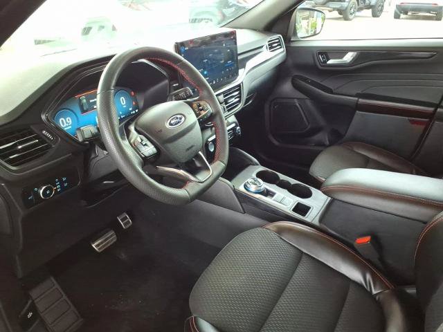 Certified 2023 Ford Escape ST-Line Select w/ Tech Pack #2 AWD/4WD image 9