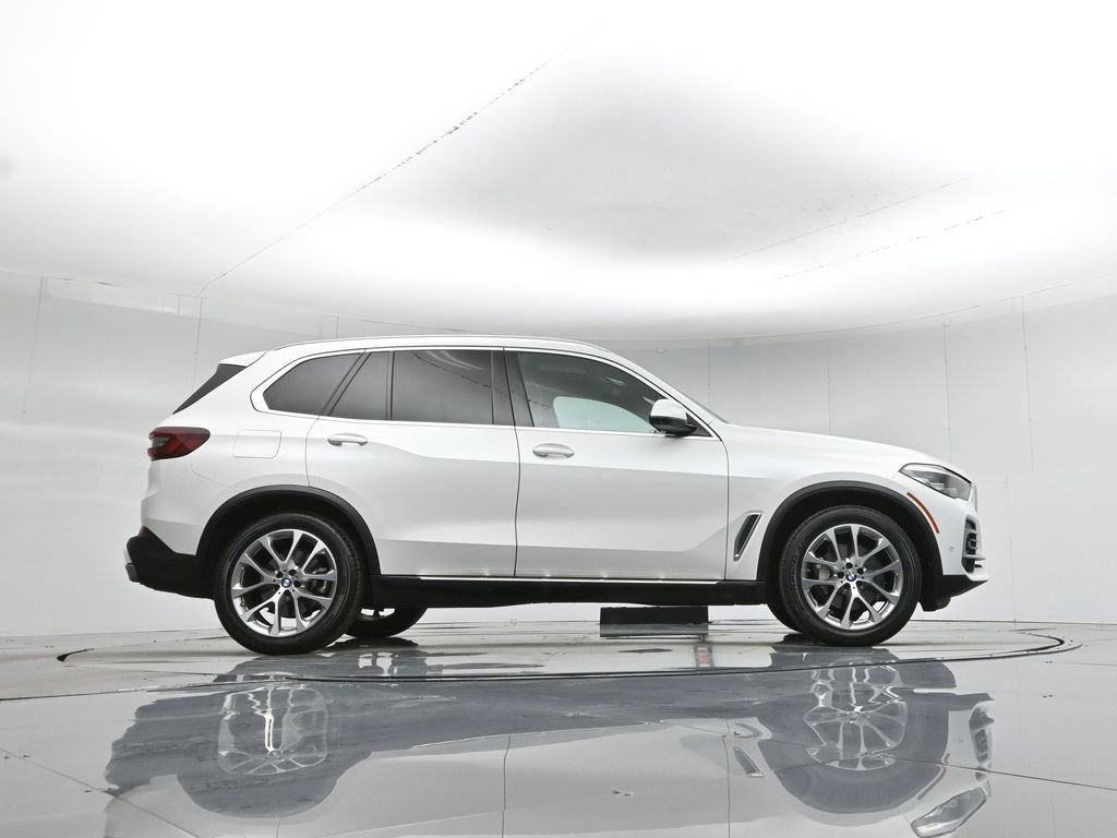 Used 2023 BMW X5 sDrive40i image 11