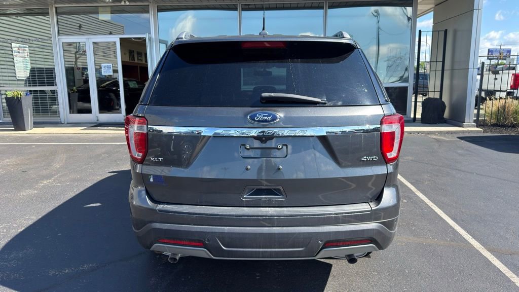Certified 2019 Ford Explorer XLT w/ Equipment Group 201A AWD/4WD image 4