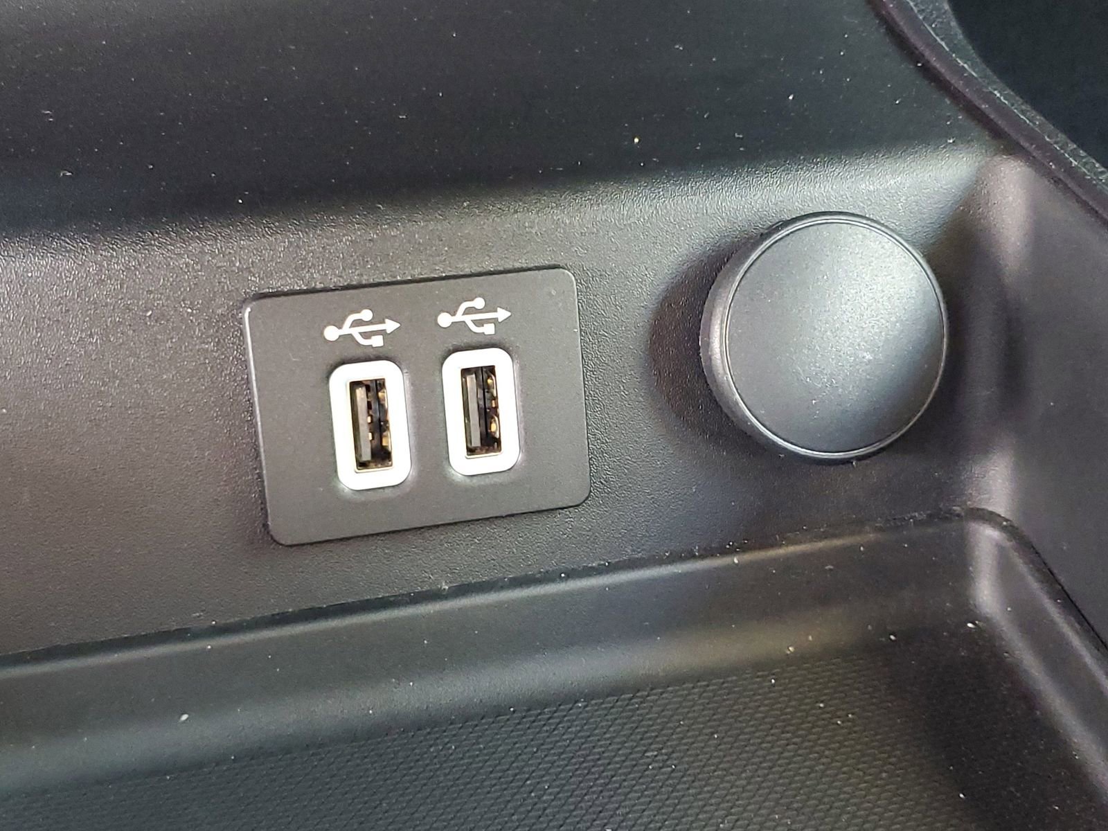 Certified 2020 Ford Fusion SE FWD image 26
