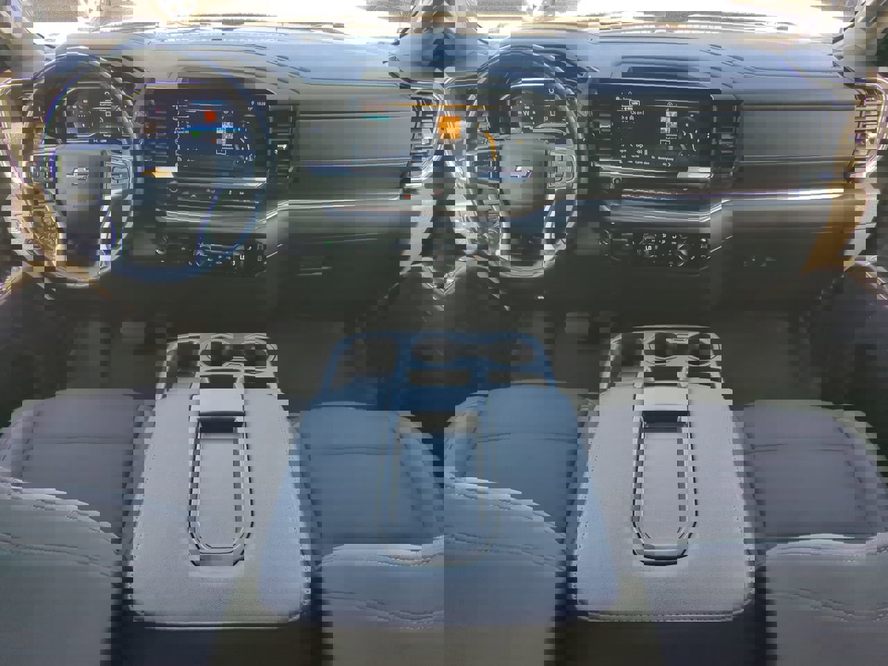 Used 2022 Chevrolet Silverado 1500 LT w/ Protection Package image 13