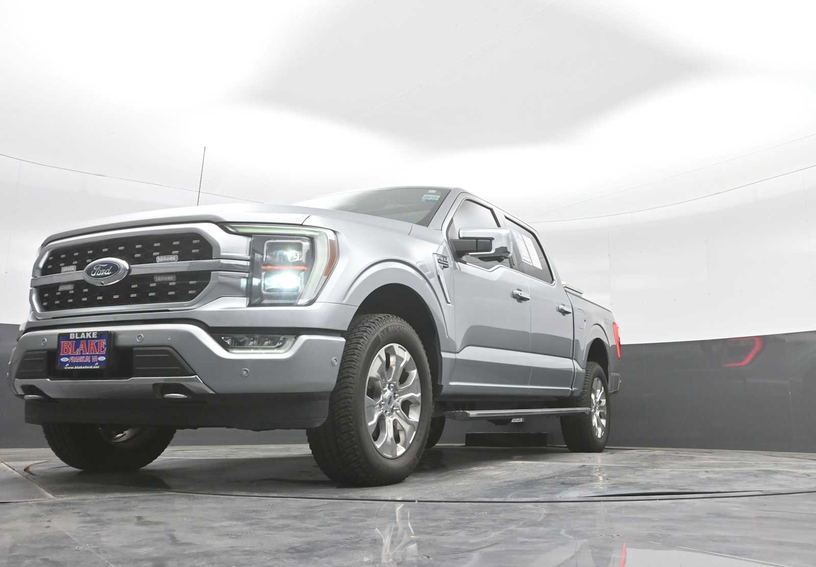 Certified 2023 Ford F150 Platinum w/ Equipment Group 701A High AWD/4WD image 30