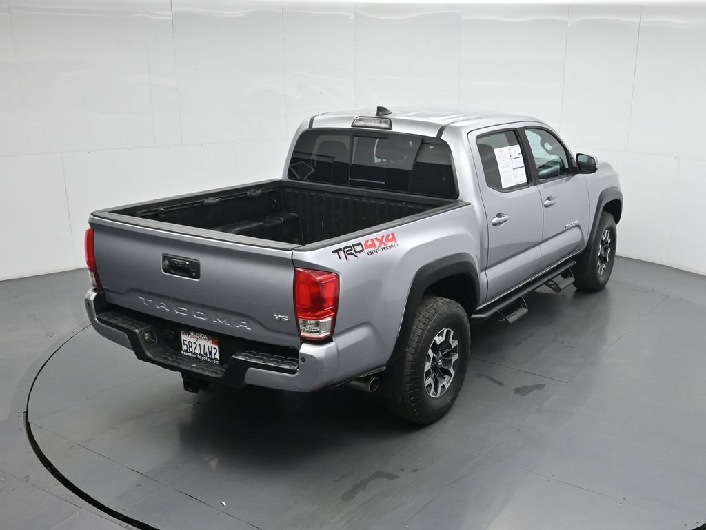 Used 2019 Toyota Tacoma TRD Off-Road w/ Technology Package AWD/4WD image 40