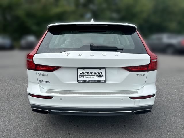 Used 2020 Volvo V60 T5 Inscription FWD image 7