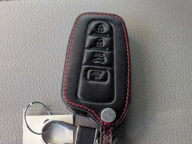 Used 2022 Toyota Camry XSE FWD image 31