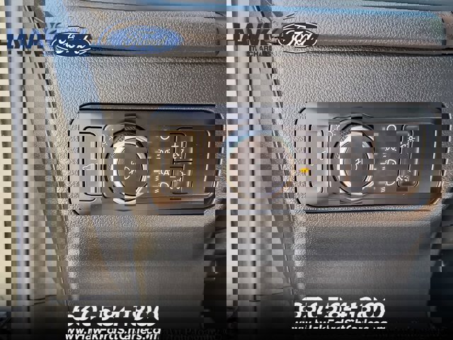 Certified 2023 Ford Escape Platinum w/ Premium Technology Package AWD/4WD image 18