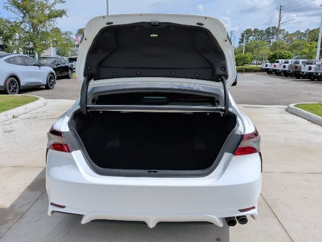 Used 2022 Toyota Camry SE FWD image 13